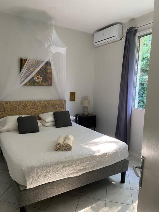 Villa "The Pretty Mermaid", Pool And Stunning Views 5 Min From Beach Deshaies Kültér fotó