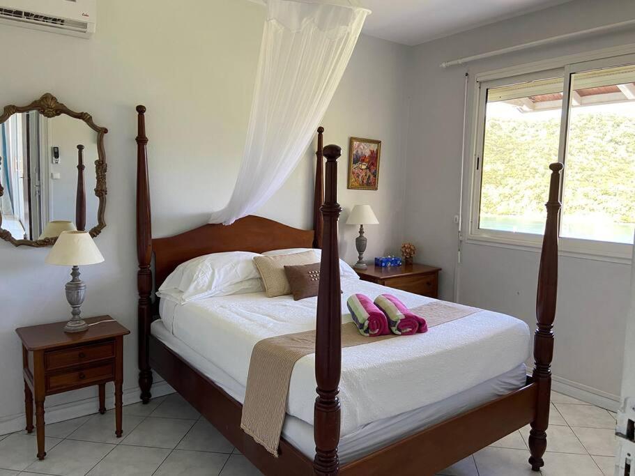 Villa "The Pretty Mermaid", Pool And Stunning Views 5 Min From Beach Deshaies Kültér fotó